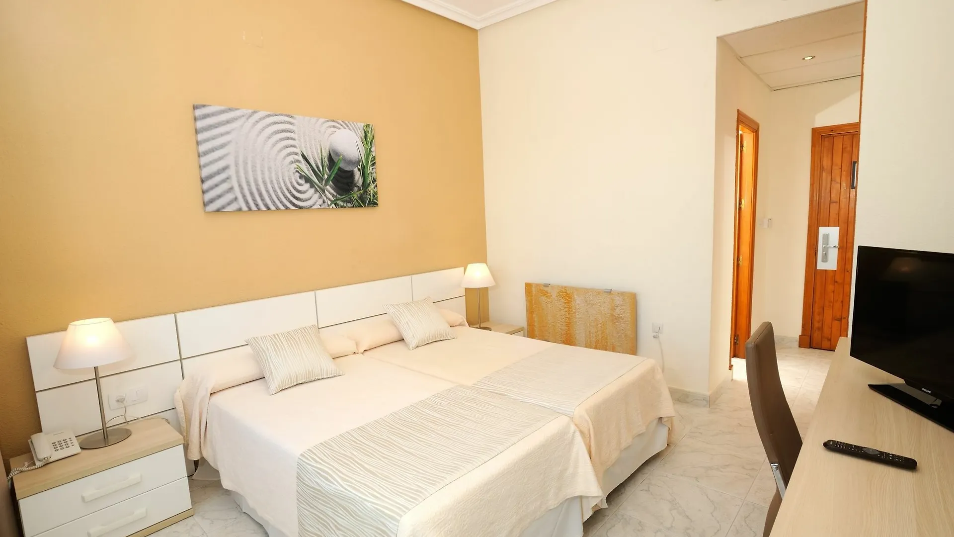 Hotel Complejo Los Rosales Torremolinos España