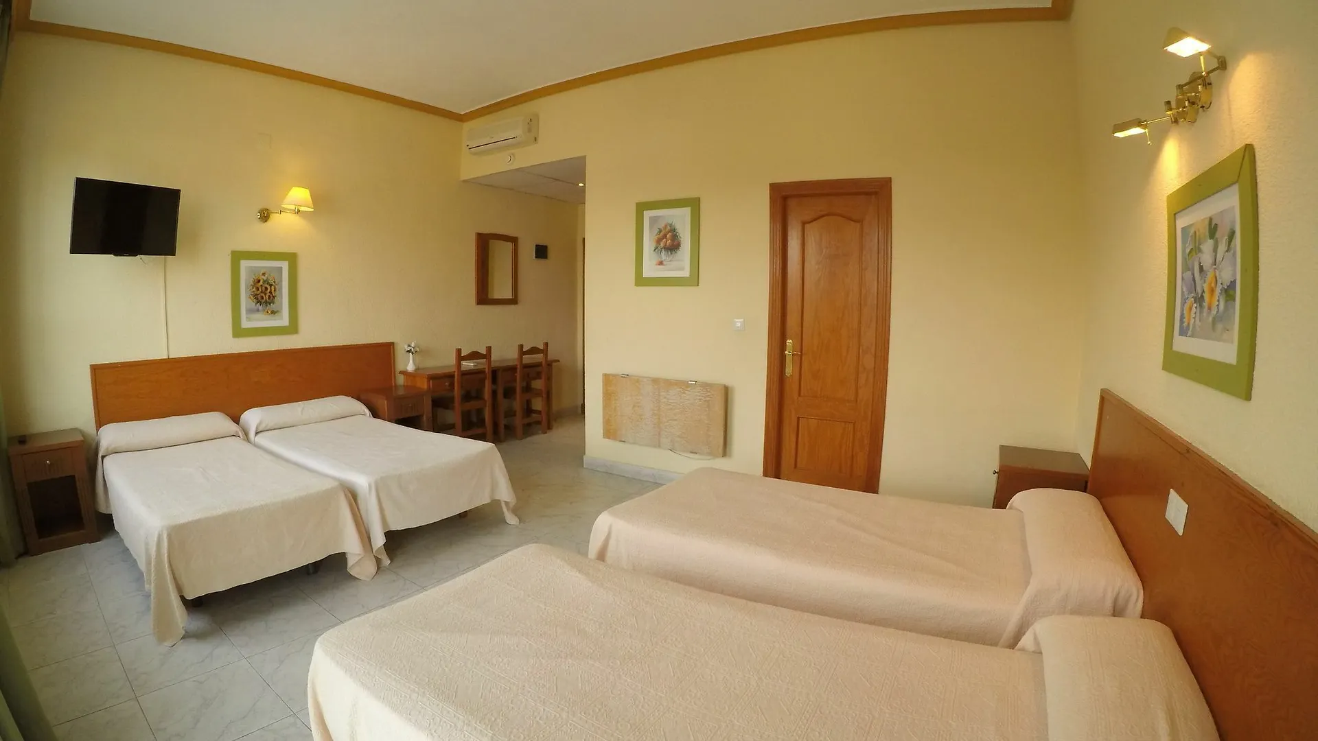 **  Hotel Complejo Los Rosales Torremolinos Hiszpania