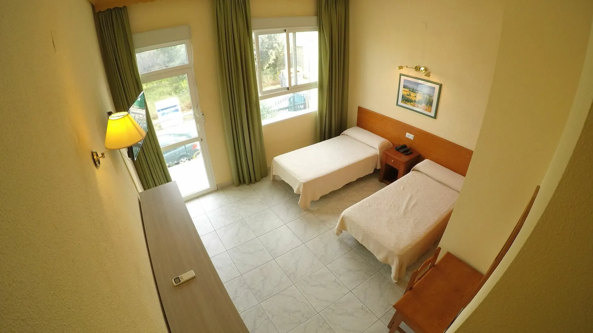Hotel Complejo Los Rosales Torremolinos 2*,  Espanha